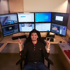 إيهاب دنديس