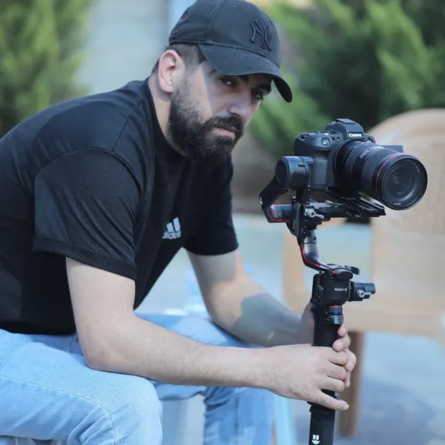 عايد أبو زر